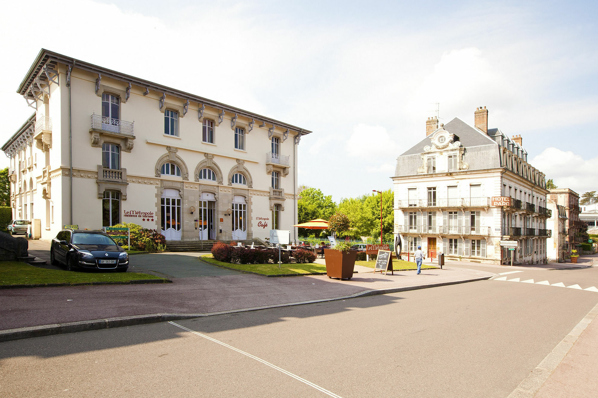Garden & City Luxeuil Ex Le Metropole Et Les Thermes Экстерьер фото